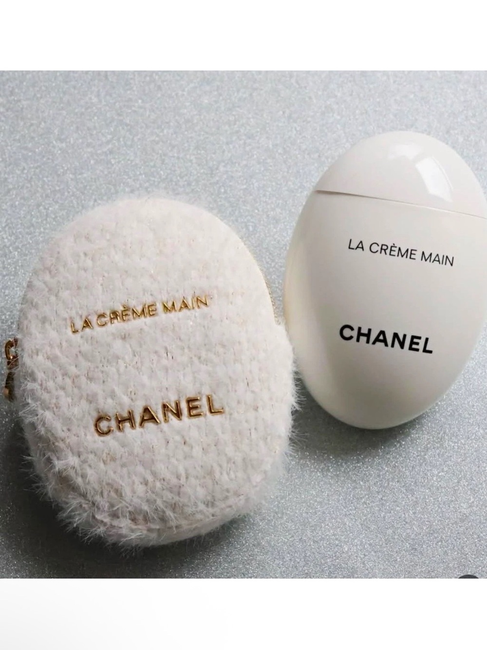 CHANEL LA CRÈME MAIN Hand
Cream 50ml + White Pouch Limited Edition 2026 New - Picture 2 of 4